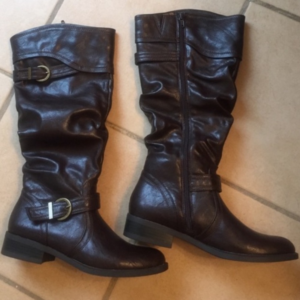 White Mountain Faux Leather Brown Rouged Boots